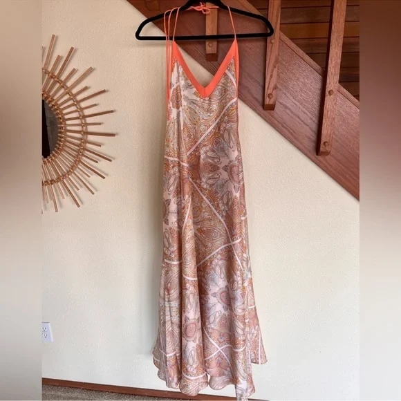 F21 | Silky Maxi - Picture 2 of 14